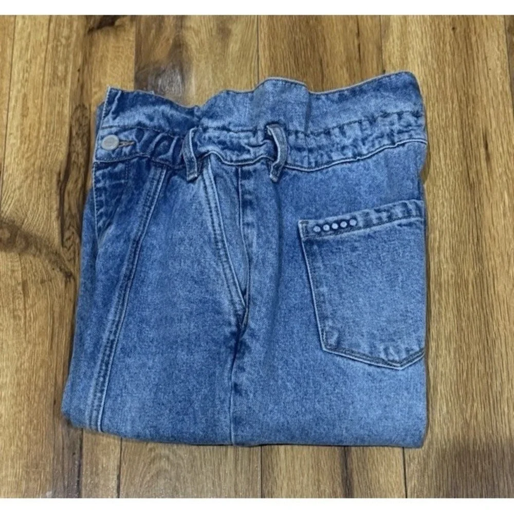 90s Paperbag High Waisted Mom Jeans Women's 27 Medium Wash Retro Blank NYC  NWOT
